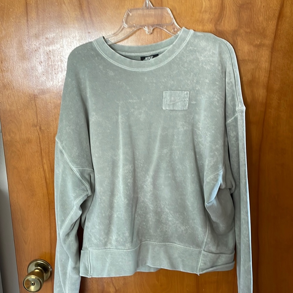 Nike green tie-die sweatshirt